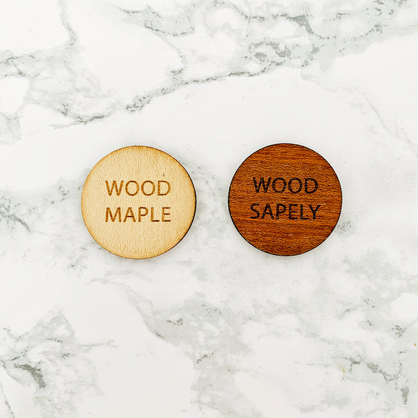 Nombres de madera personalizables para bodas